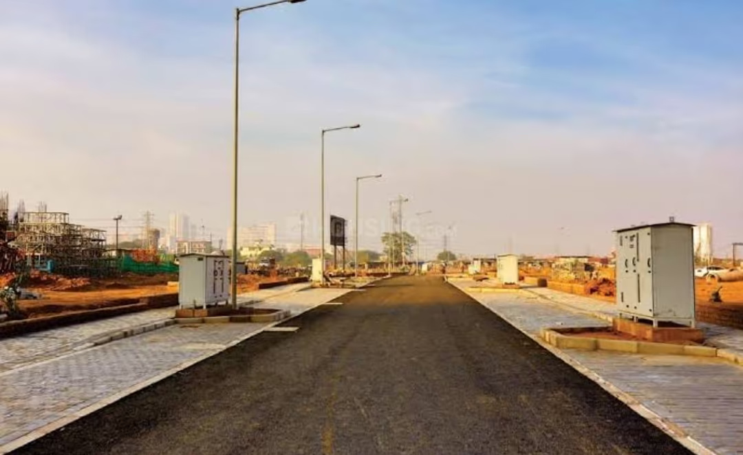 Ireo City Plots